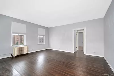 472 Gramatan Avenue #DD3, Mount Vernon, NY 10552 - Photo 2