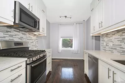 472 Gramatan Avenue #DD3, Mount Vernon, NY 10552 - Photo 4