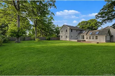 20 Richmond Boulevard, Lake Grove, NY 11755 - Photo 36