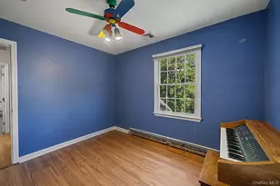 20 Richmond Blvd, Lake Grove, NY 11755 - Photo 22