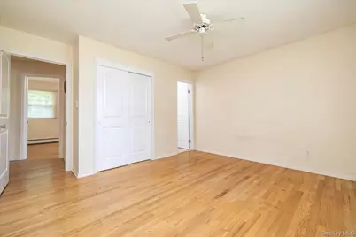 332 Marcy Street, West Babylon, NY 11704 - Photo 12