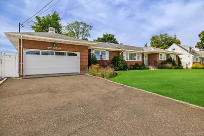 332 Marcy Street, West Babylon, NY 11704 - Photo 4