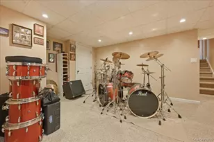 2504 Cadillac Dr, East Meadow, NY 11554 - Photo 22