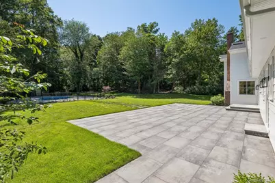 19 Woodvale Drive, Syosset, NY 11791 - Photo 36