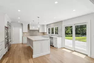 19 Woodvale Dr, Syosset, NY 11791 - Photo 14