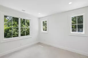 19 Woodvale Dr, Syosset, NY 11791 - Photo 20