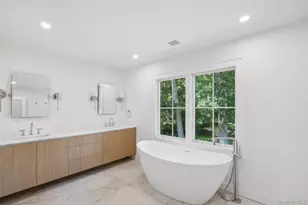 19 Woodvale Dr, Syosset, NY 11791 - Photo 28