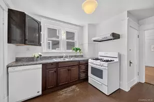 10 S Grand Ave, Poughkeepsie, NY 12603 - Photo 18