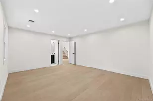 2 Circle Dr, Syosset, NY 11791 - Photo 18