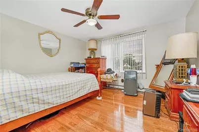 407 Sheridan Boulevard, Inwood, NY 11096 - Photo 18