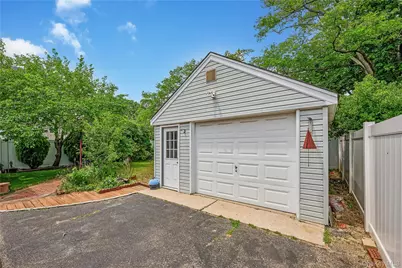 407 Sheridan Boulevard, Inwood, NY 11096 - Photo 22