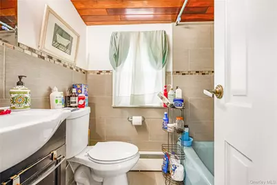 407 Sheridan Boulevard, Inwood, NY 11096 - Photo 16