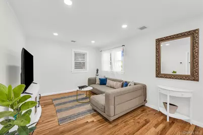 8 N Westbury Road, Hampton Bays, NY 11946 - Photo 6