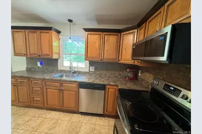 63 Hueg Place, Pine Bush, NY 12566 - Photo 10