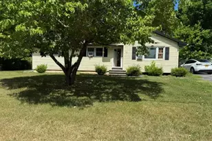63 Hueg Pl, Pine Bush, NY 12566 - Photo 4