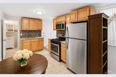 1716 Fowler Avenue, Bronx, NY 10462 - Photo 6