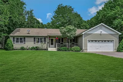 2675 Kerwin Boulevard, Greenport, NY 11944 - Photo 1