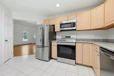 2675 Kerwin Boulevard, Greenport, NY 11944 - Photo 10