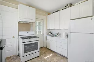 3 Linden Pl, Tarrytown, NY 10591 - Photo 4
