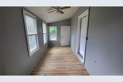 338 Mansion Street, Poughkeepsie, NY 12601 - Photo 26