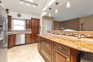 3166 Perry Ave, Oceanside, NY 11572 - Photo 6