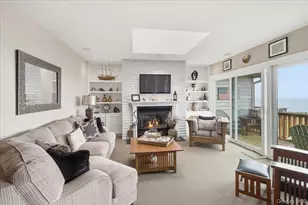 606 Fox Hill Dr, Calverton, NY 11933 - Photo 2