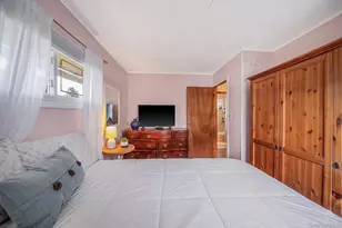 36 Sunrise Ln, Levittown, NY 11756 - Photo 18