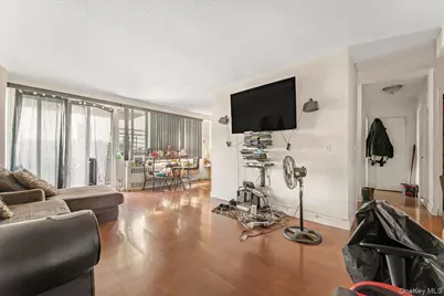 825 Morrison Avenue #16A, Bronx, NY 10473 - Photo 2