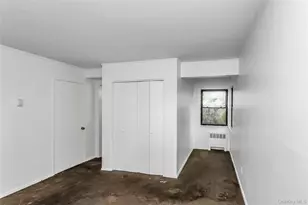 828 N Fletcher Ave, Valley Stream, NY 11580 - Photo 16