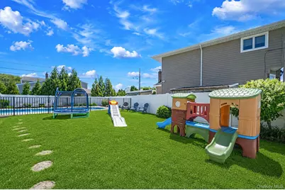 51 Skylark Road, Massapequa Park, NY 11762 - Photo 38