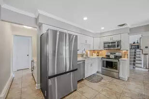 51 Skylark Rd, Massapequa Park, NY 11762 - Photo 10