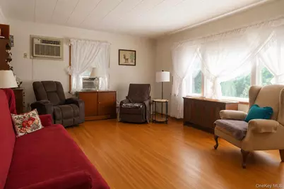 19 East Avenue, Walden, NY 12586 - Photo 6