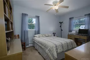 8 Abbie Ln, Hyde Park, NY 12538 - Photo 16