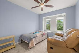 8 Victoria Dr, Amityville, NY 11701 - Photo 20