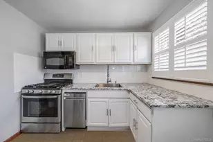 121-23 238th St, Rosedale, NY 11422 - Photo 18