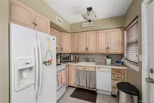 1030 North Dr, Merrick, NY 11566 - Photo 10
