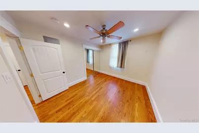 5 Wayne Avenue, Suffern, NY 10901 - Photo 8