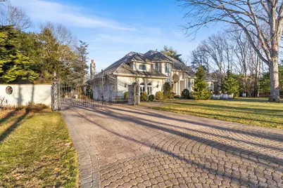 139 Private Road, Patchogue, NY 11772 - Photo 4