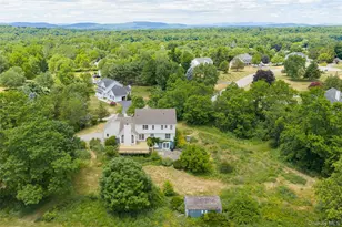 31 Hartstone Dr, Poughkeepsie, NY 12603 - Photo 4