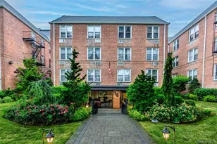 16 Main St, East Rockaway, NY 11518 - Photo 2