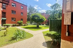 141-33 78th Ave, Kew Gardens, NY 11367 - Photo 2