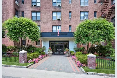 77 Bronx River Road #1E, Yonkers, NY 10704 - Photo 2