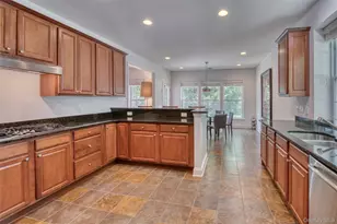 171 Jonathan Ln, Westhampton, NY 11977 - Photo 10
