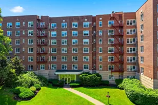 1304 Midland Ave, Yonkers, NY 10704 - Photo 24