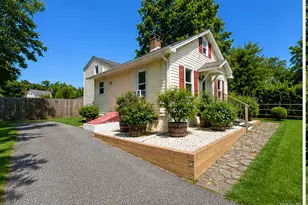 60 W Neck Rd, Shelter Island, NY 11964 - Photo 2