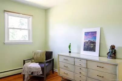 34 Parkwood Boulevard, Poughkeepsie, NY 12603 - Photo 14