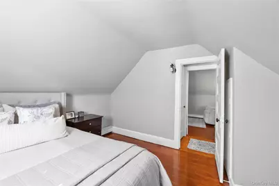 259 Woodlawn Avenue, Saint James, NY 11780 - Photo 20