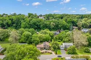 8 Pinehurst Dr, Purchase, NY 10577 - Photo 24