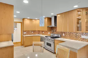 8 Pinehurst Dr, Purchase, NY 10577 - Photo 8