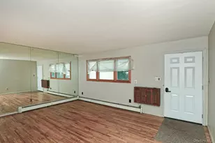 195 Mohawk St, Ronkonkoma, NY 11779 - Photo 4